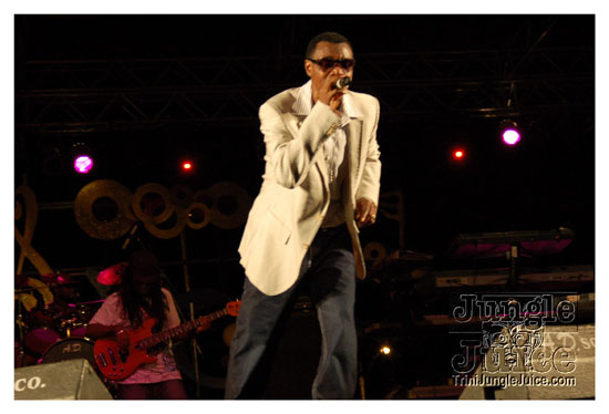 i_am_legend_2_may30-018