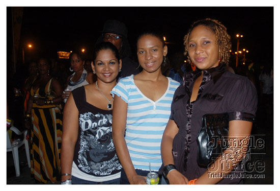 i_am_legend_2_may30-037