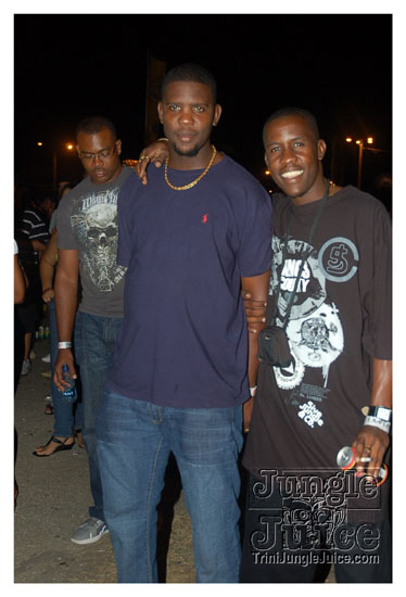 i_am_legend_2_may30-040