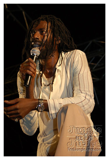 i_am_legend_2_may30-055