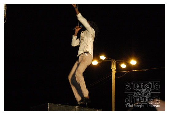 i_am_legend_2_may30-070