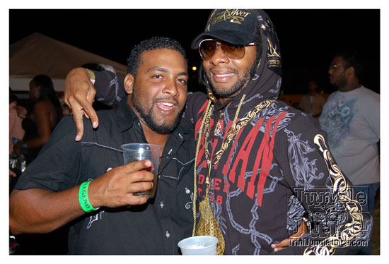 i_am_legend_2_may30-105