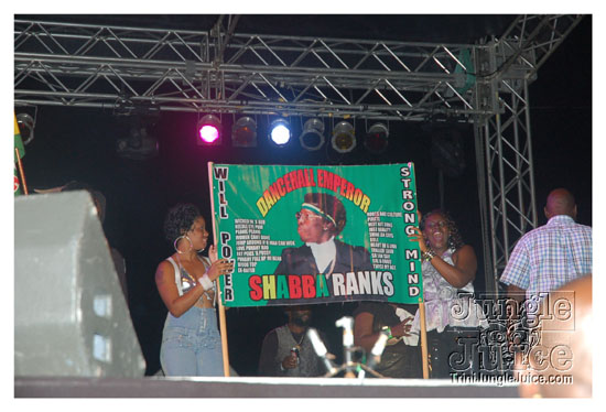 i_am_legend_2_may30-137