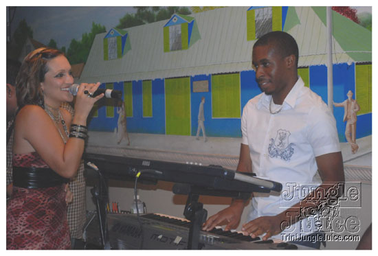 imij_co_unplugged_july14-024