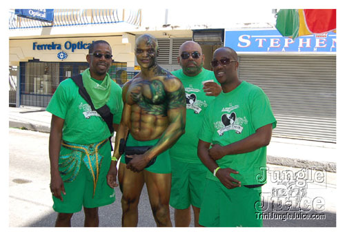 island_people_mon_mas_2009-003