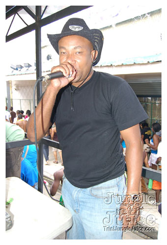 island_people_mon_mas_2009-019