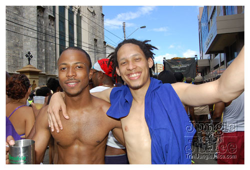 island_people_mon_mas_2009-027