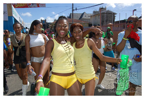 island_people_mon_mas_2009-043