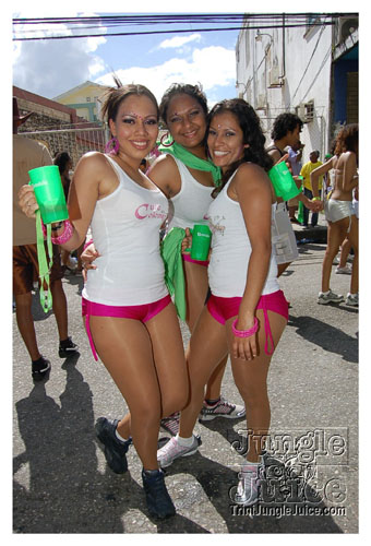 island_people_mon_mas_2009-053