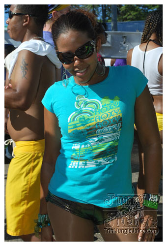 island_people_mon_mas_2009-087