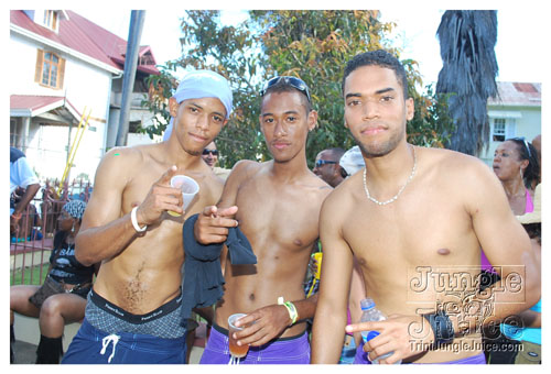 island_people_mon_mas_2009-110