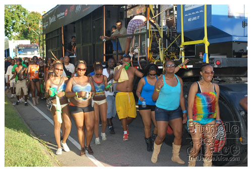 island_people_mon_mas_2009-177