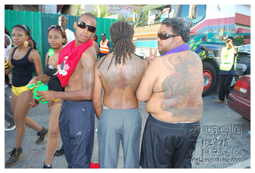 island_people_mon_mas_2009-198