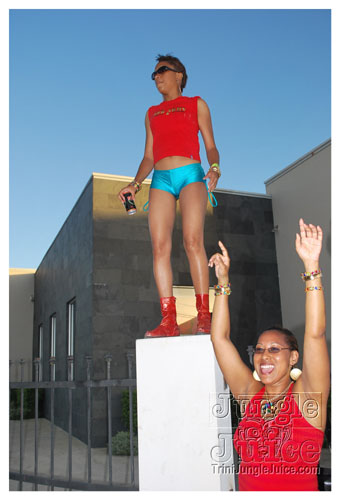 island_people_mon_mas_2009-208