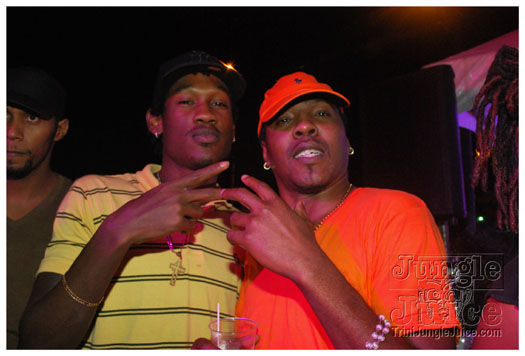 island_people_clear_2009_dec15-016