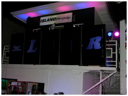 island_people_clear_2009_dec15-034