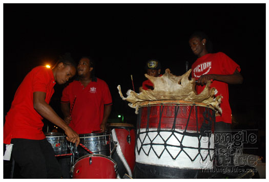 island_people_clear_2009_dec15-052