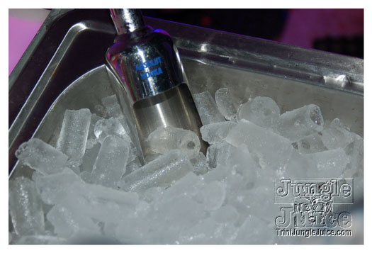 island_people_clear_2009_dec15-091