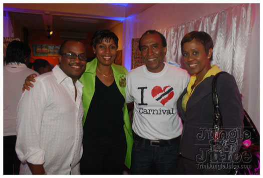 island_people_clear_2009_dec15-096