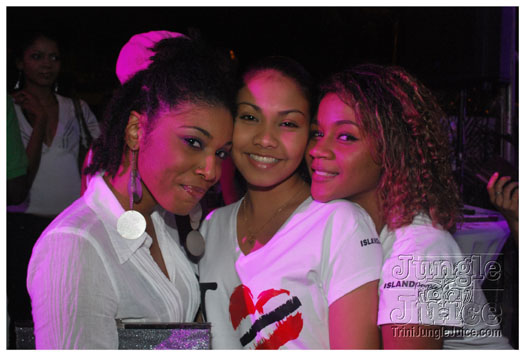 island_people_clear_2009_dec15-102