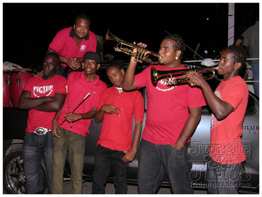 island_people_clear_2009_dec15-107