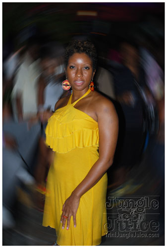 island_queen_march_2009-026