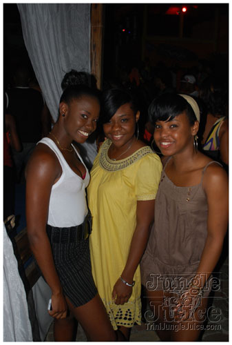 island_queen_march_2009-030