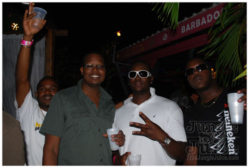 island_queen_march_2009-044