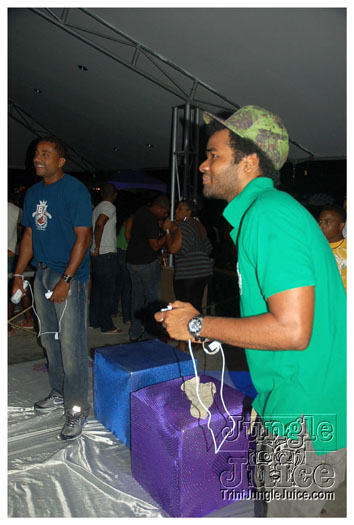 islandpeople_fed_up_2009_dec27-034