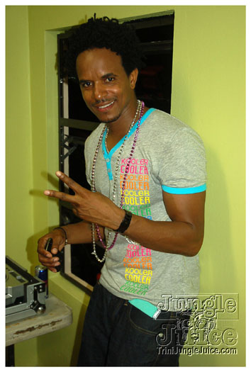 islandpeople_fed_up_2009_dec27-050