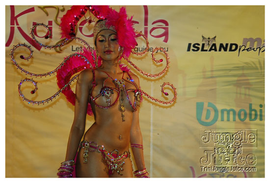 islandpeople_mas_2010_launch-063