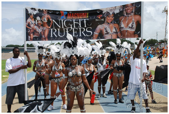 kadooment_day_2009_pt1-022