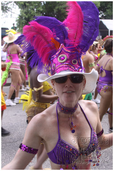 kadooment_day_2009_pt1-028