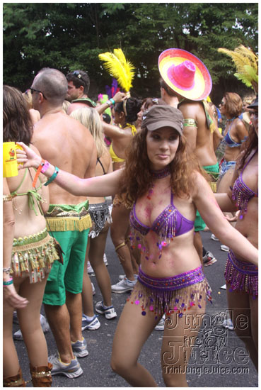 kadooment_day_2009_pt1-033