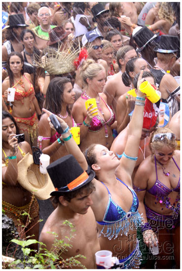 kadooment_day_2009_pt1-039