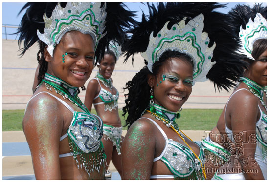 kadooment_day_2009_pt1-059