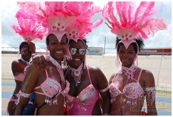 kadooment_day_2009_pt1-066
