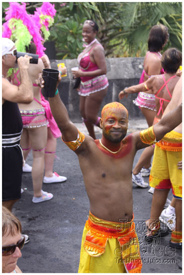 kadooment_day_2009_pt1-079
