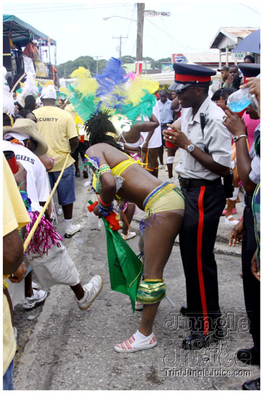 kadooment_day_2009_pt1-101