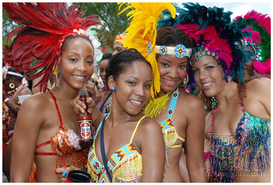 kadooment_day_2009_pt1-121