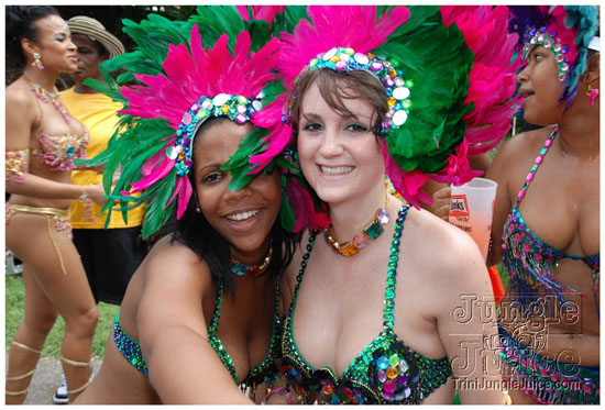 kadooment_day_2009_pt1-127