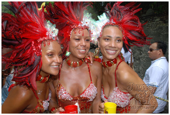 kadooment_day_2009_pt1-156