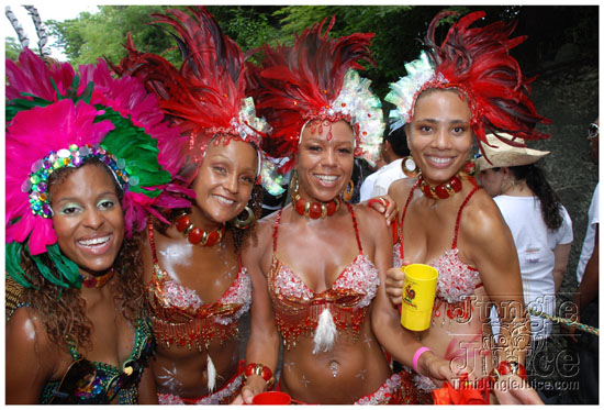 kadooment_day_2009_pt1-157