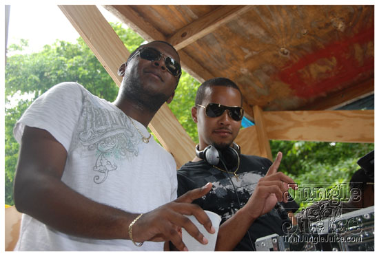 kadooment_day_2009_pt1-160