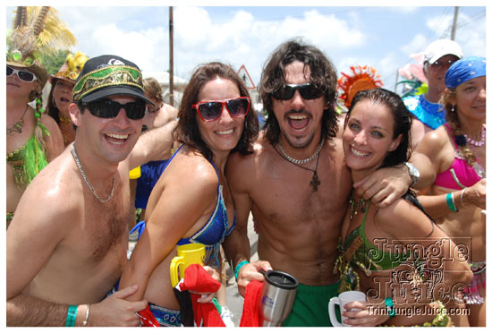 kadooment_day_2009_pt2-012