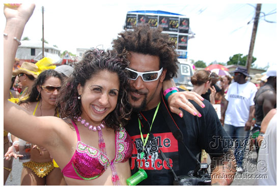 kadooment_day_2009_pt2-014