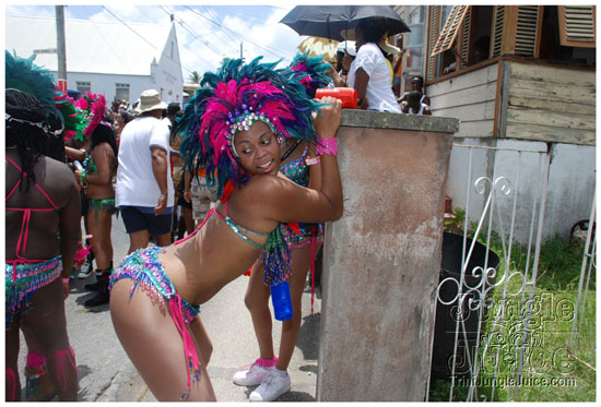 kadooment_day_2009_pt2-028