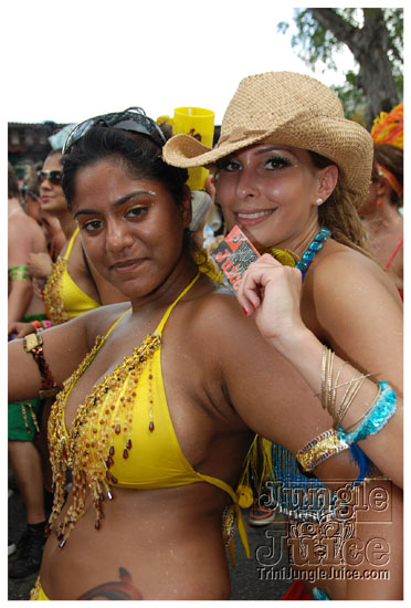 kadooment_day_2009_pt2-038