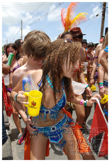 kadooment_day_2009_pt2-041