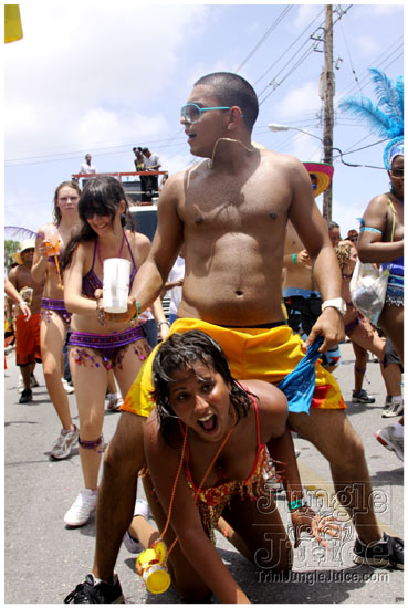 kadooment_day_2009_pt2-046